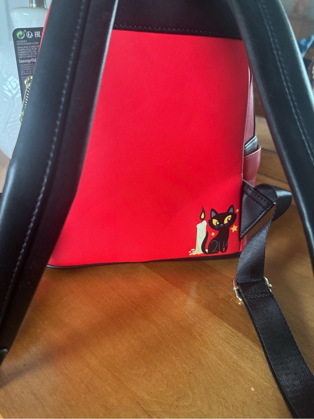 Loungefly Disney Hocus Pocus Dani and Binx Mini Backpack - Picture 3 of 3
